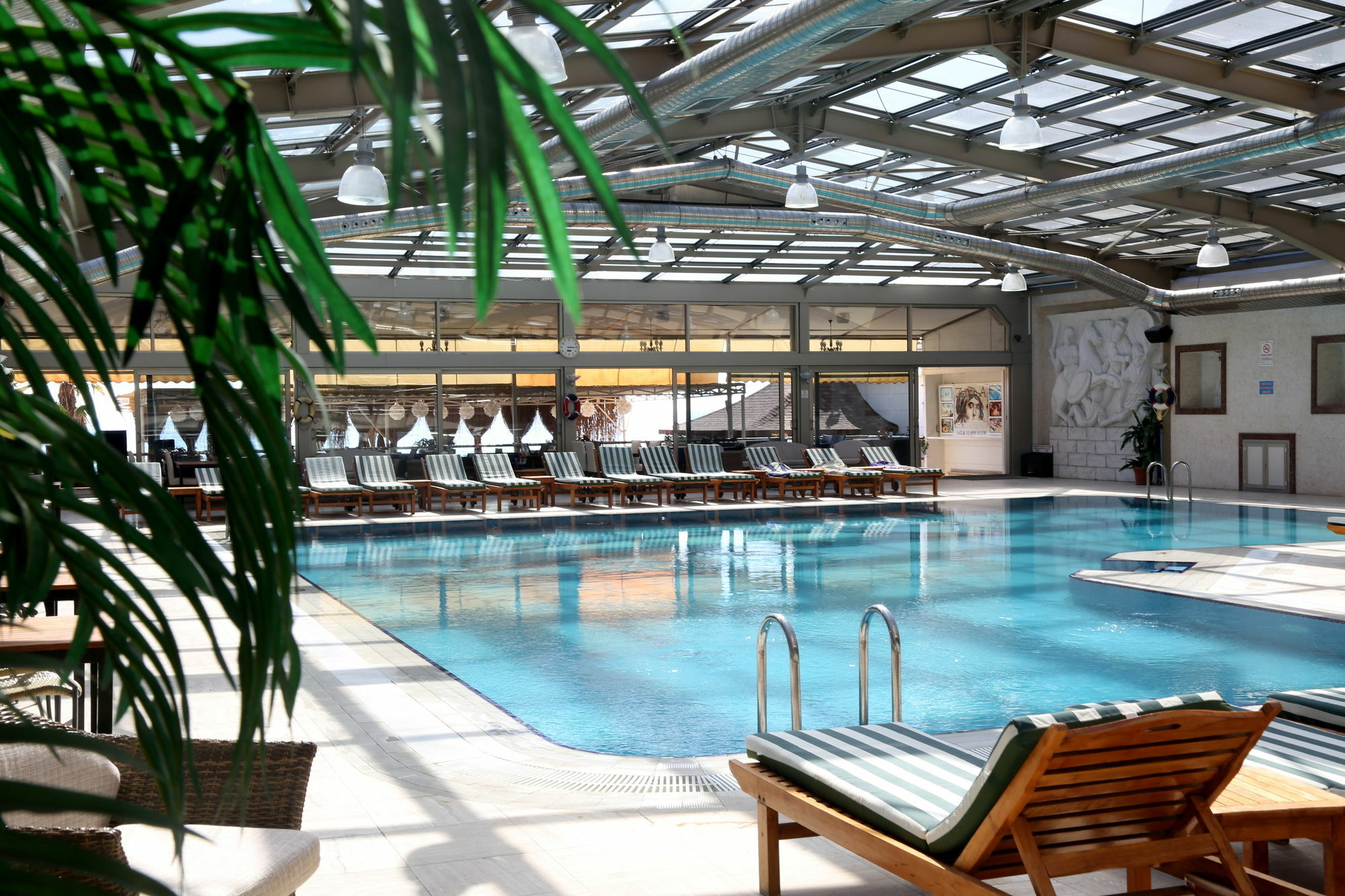 Anzer Beach Hotel クンバーガス エクステリア 写真